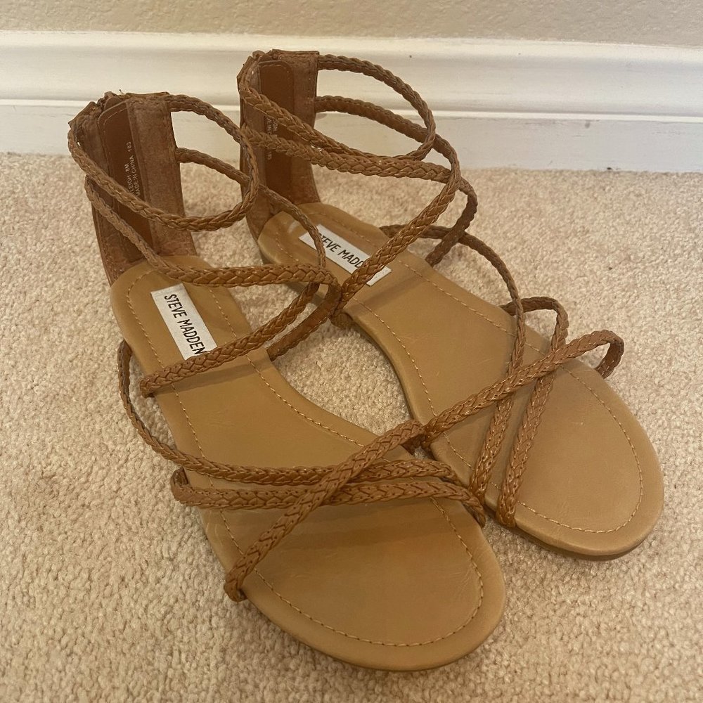 Steve Madden flat sandals women's size 8